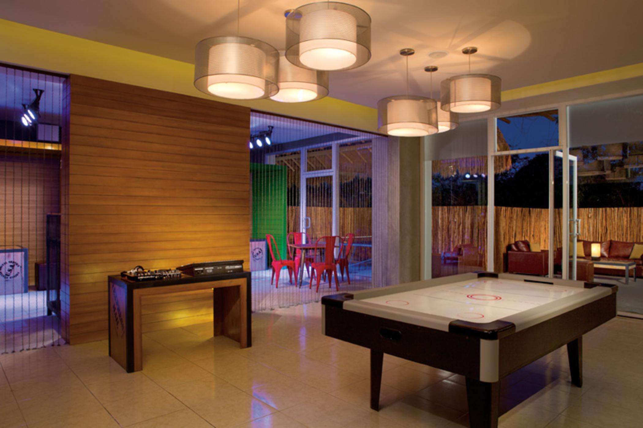 Sabor And Hotel